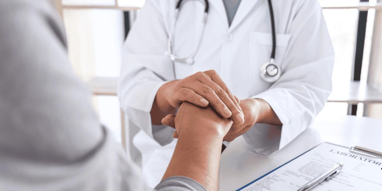 ¿Es obligatorio tener seguro médico?